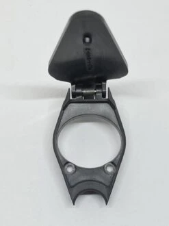 Bulls / Pegasus Abdeckung Ladebuchse Und Schloss Für Bosch Powertube 2022 Mit Federdeckel -Shimano Store Bulls Pegasus Abdeckung fuer Ladeanschluss Schloss Powertube Klappdeckel mit Feder 2022 CO Z P2202 VLD I 1040 1c