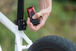 MonkeyLink ML-Light Recharge 30 Lux Set Mit USB-Anschluss -Shimano Store Rear Entnahme 2