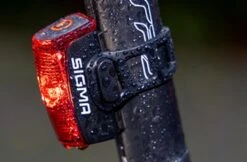 Sigma Infinity Mit Akku Für USB-Ladegerät -Shimano Store Sigma Batterieruecklicht Rueckleuchte Infinity USB Akku 15200 4016224152001f